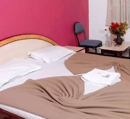 Deluxe Double Room Non AC